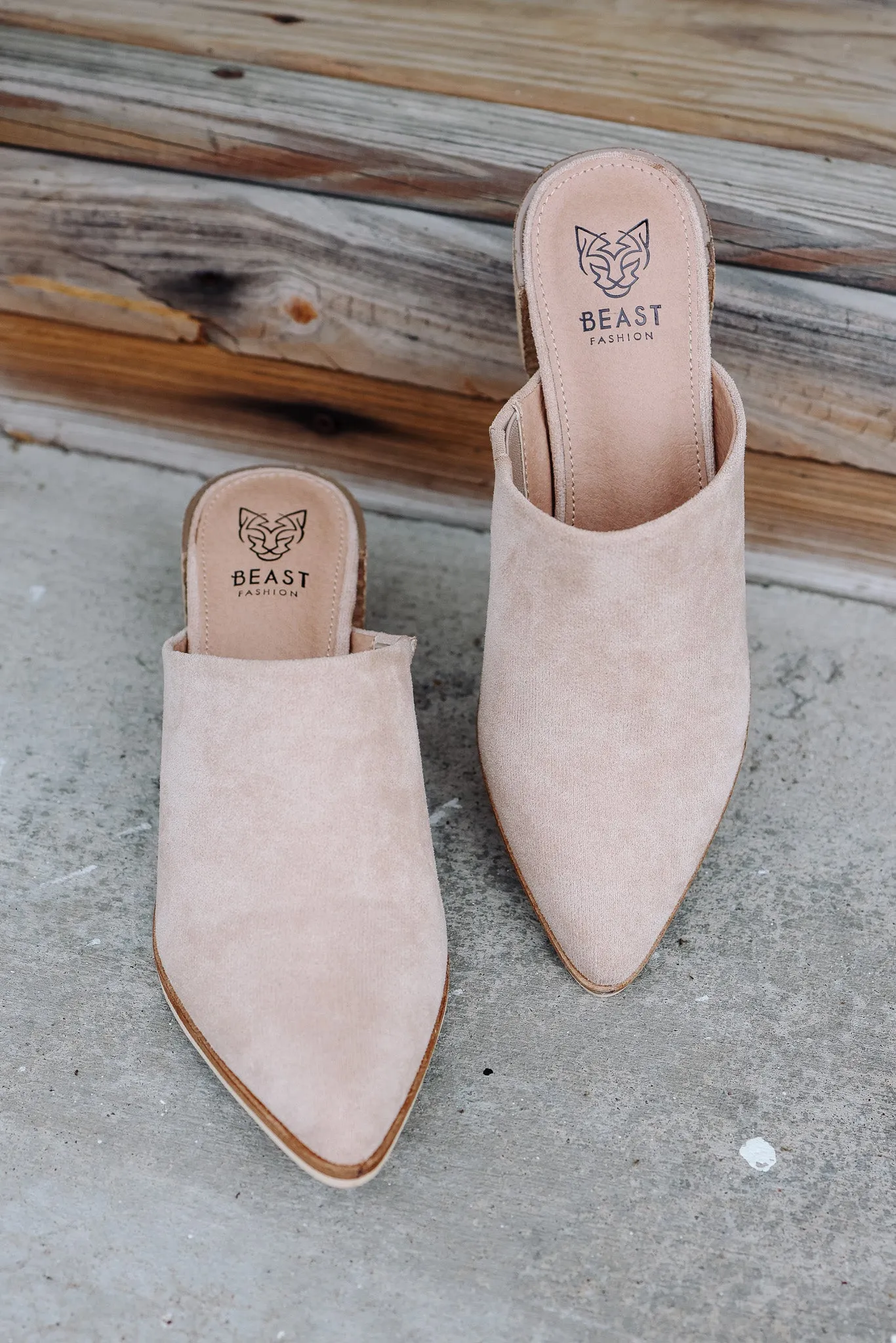 Ashton Pointed Mule