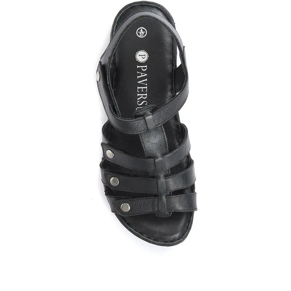 Leather T-Bar Sandals - LUCK33015 / 320 059