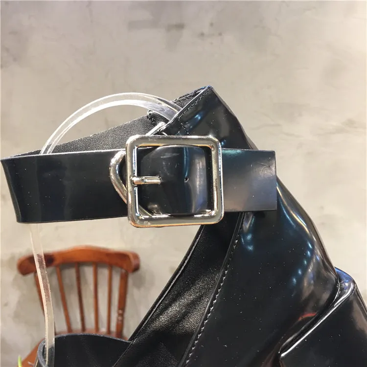 LUXE SEVEN DESIGN BUCKLE BLOCK HEELED SANDALS