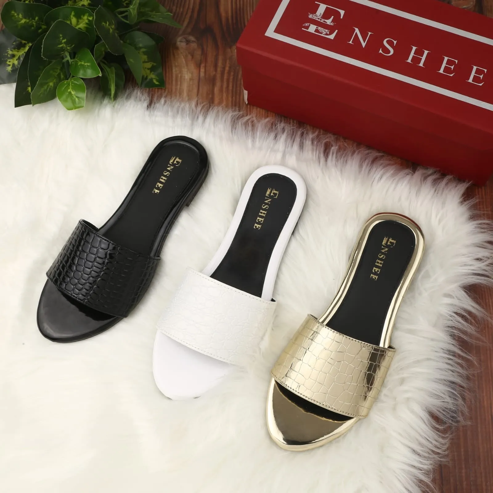 WILY-SLIPPERS-WHITE